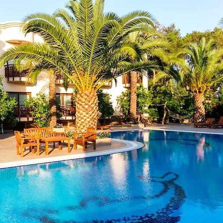 Sleeps 4, Family-friendly - Awz 305
